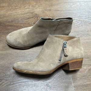 Lucky Brand Suede Ankle Booties • 7.5 • tan